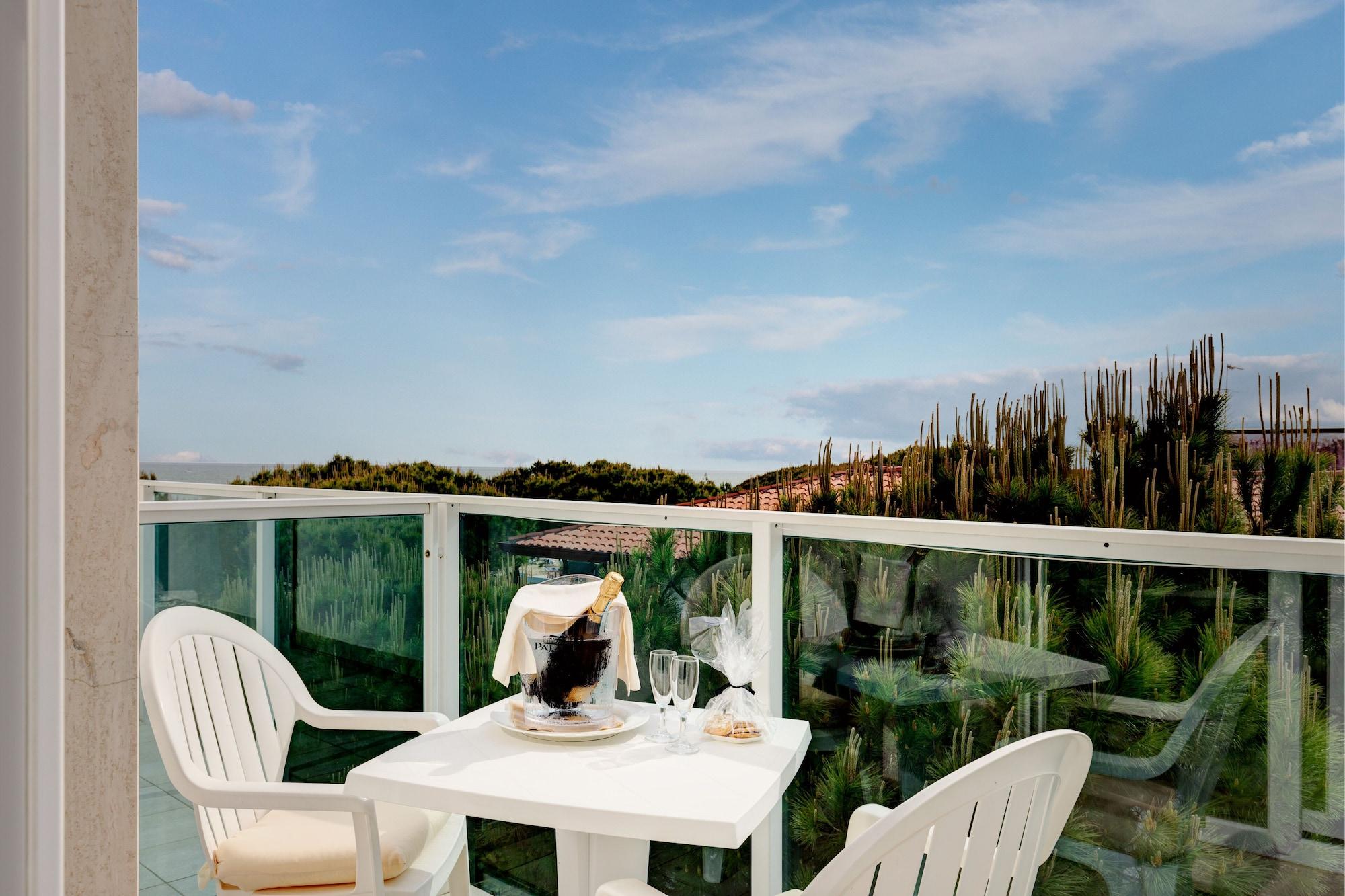 Park Hotel Ermitage Resort & Spa Lido di Jesolo Exteriör bild