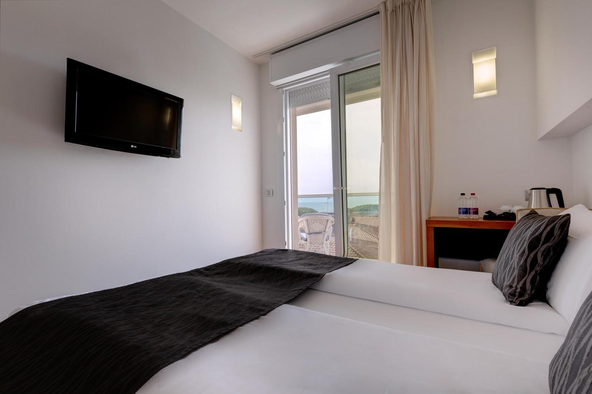 Park Hotel Ermitage Resort & Spa Lido di Jesolo Exteriör bild